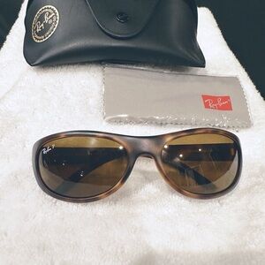 Vintage Never Worn Ray Ban Sunglasses in Tortoise Shell
